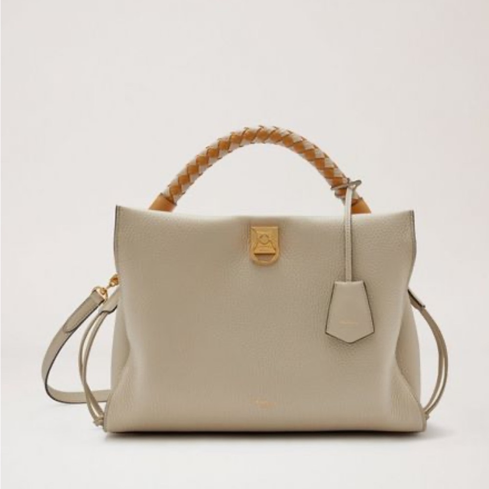 Mulberry Pebbled Leather Shoulder Bag in Light Beige with Gold Hardware - Picture 2 of 10